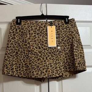 NWT RISE N Leopard Print Mini Skort - Camel & Black BRAND NEW